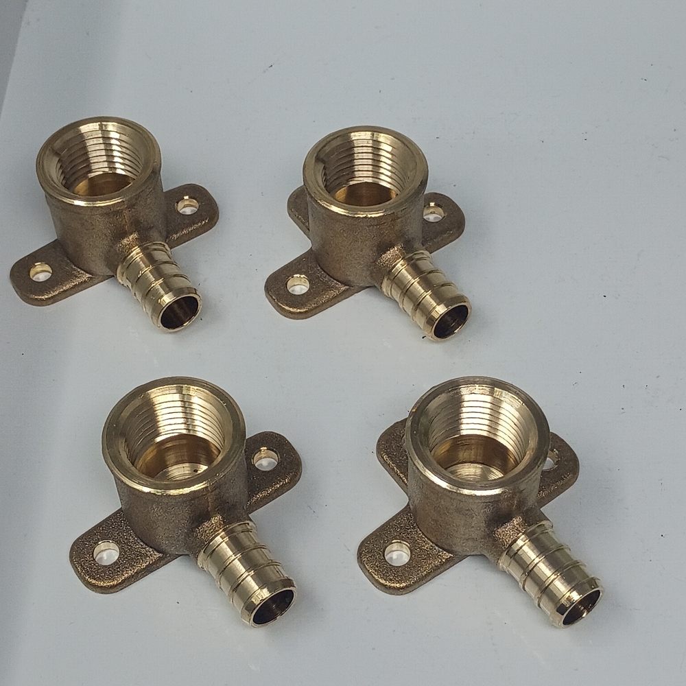 Brass PEX Barb 90° Elbow Wall Plate Connectors - Set of 4